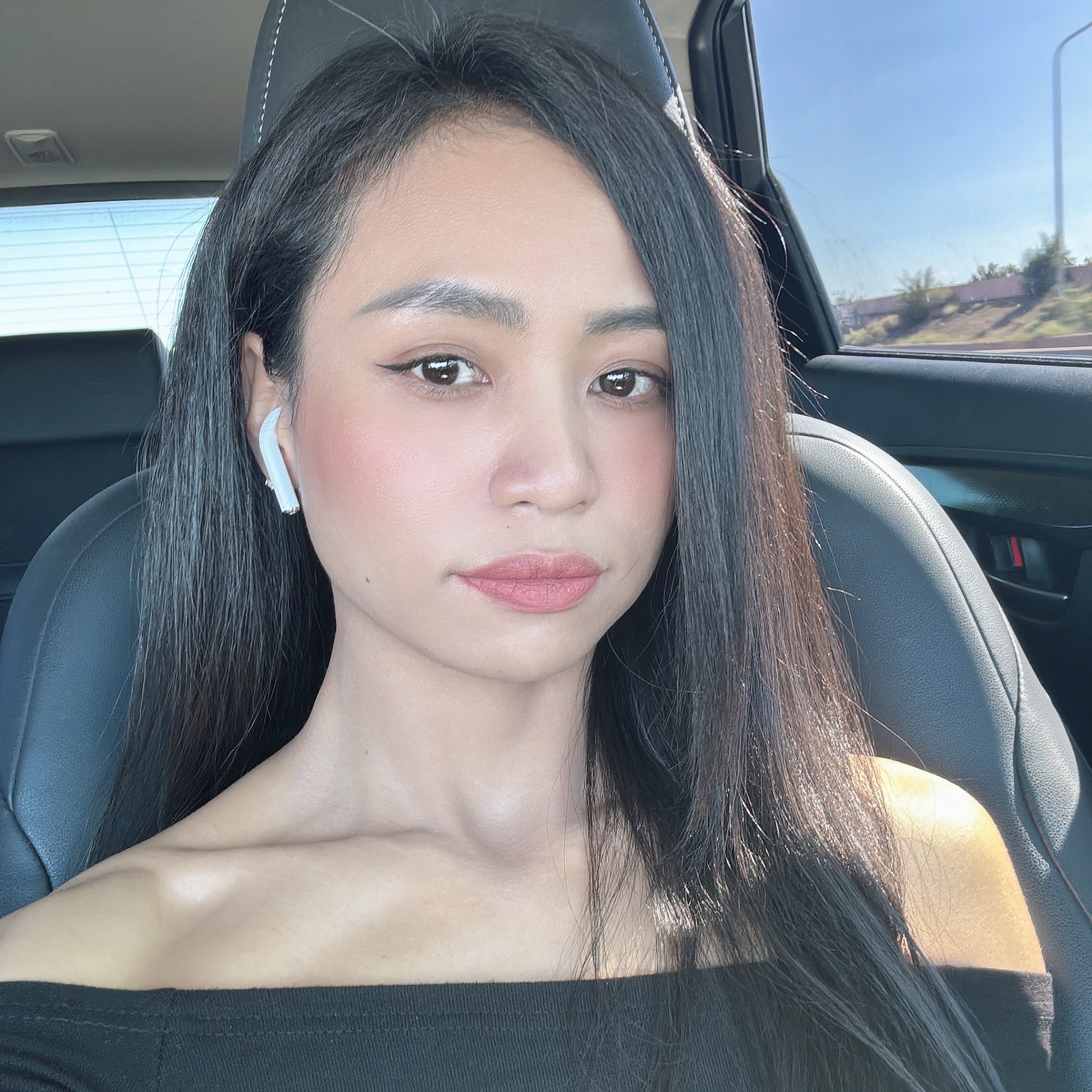 Rosaline Nguyen