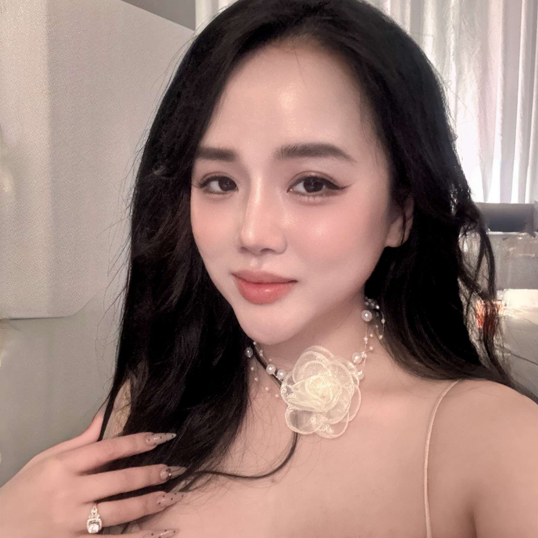 Vivian   