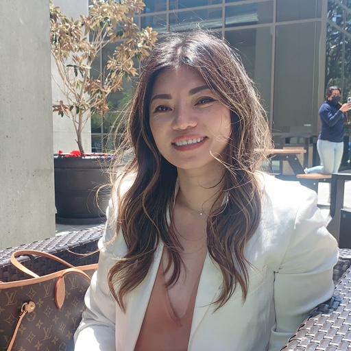 Holly Huynh