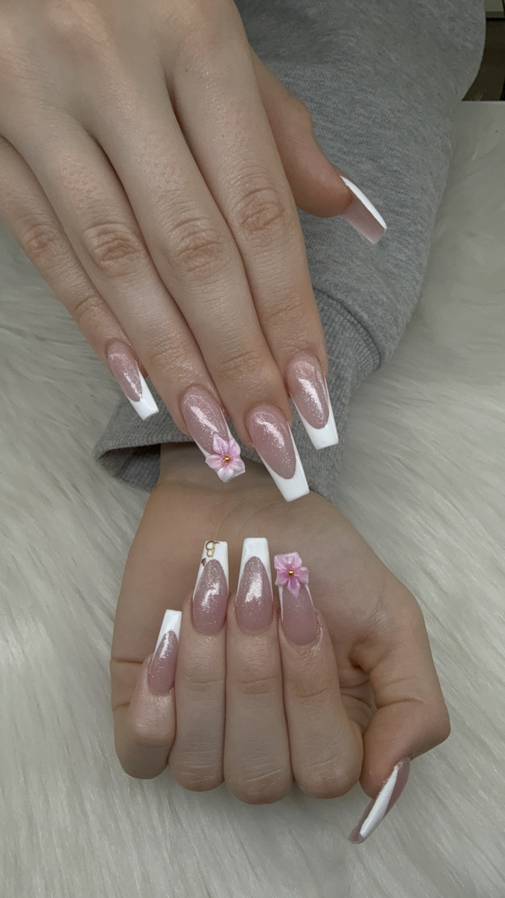 Luxury Manicure w/ Gel