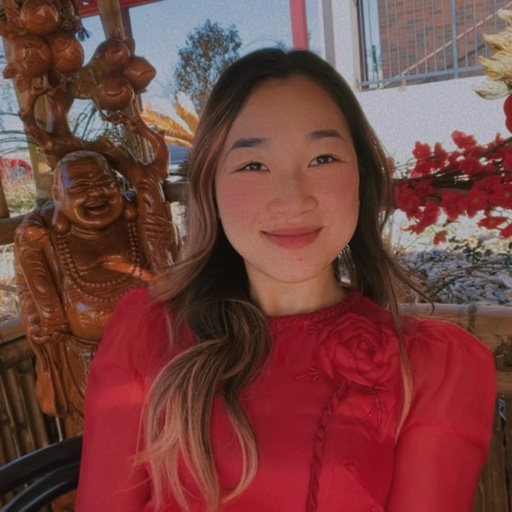 Selena Tran