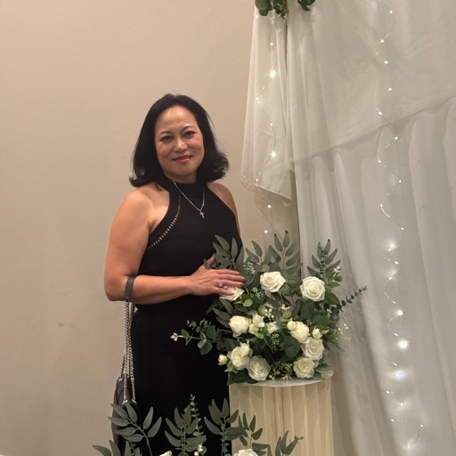 Lyly Nails Care Specialist